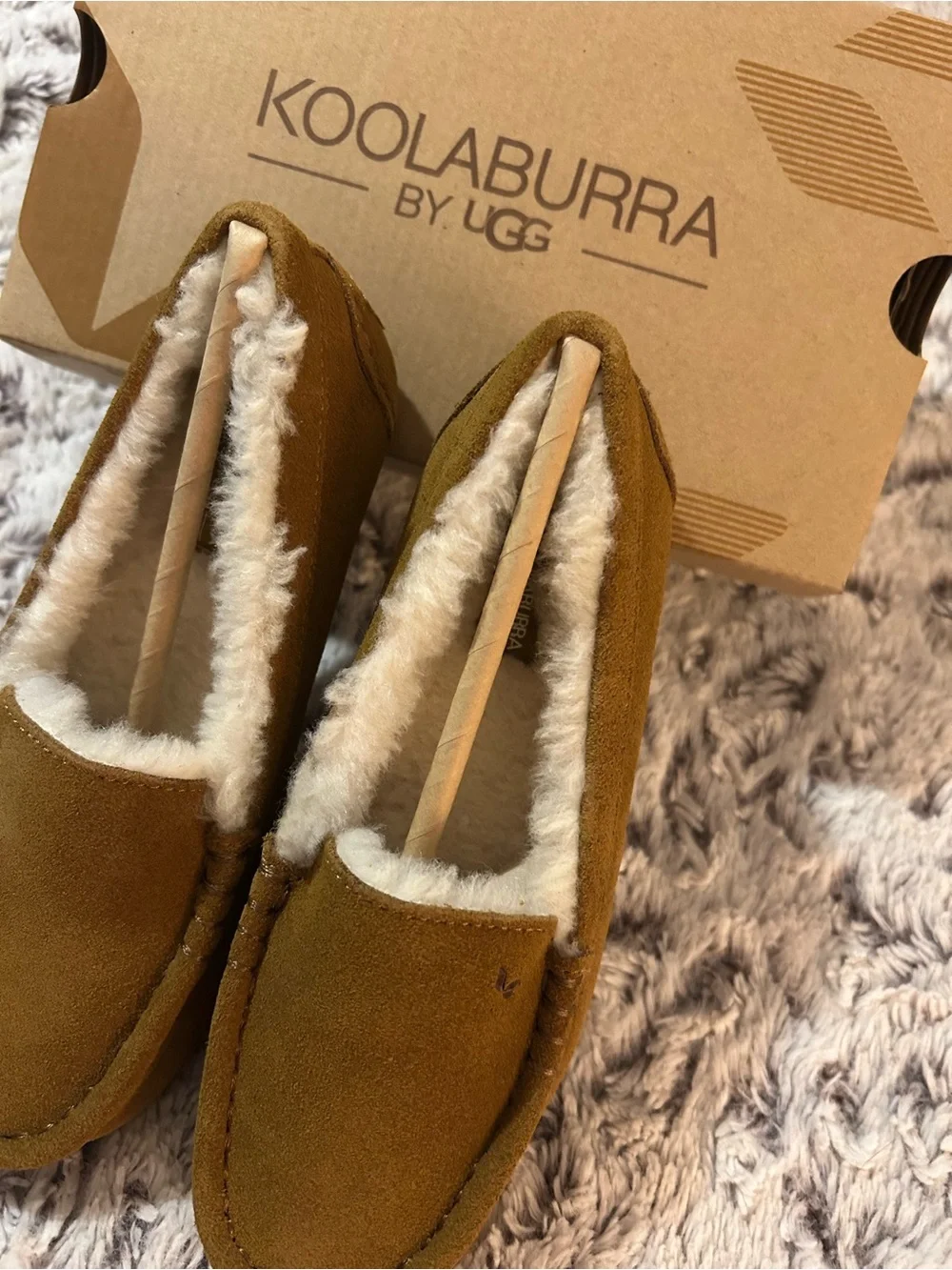 Koolaburra Kids Moccasins in Chestnut Brown with Cream Shearling